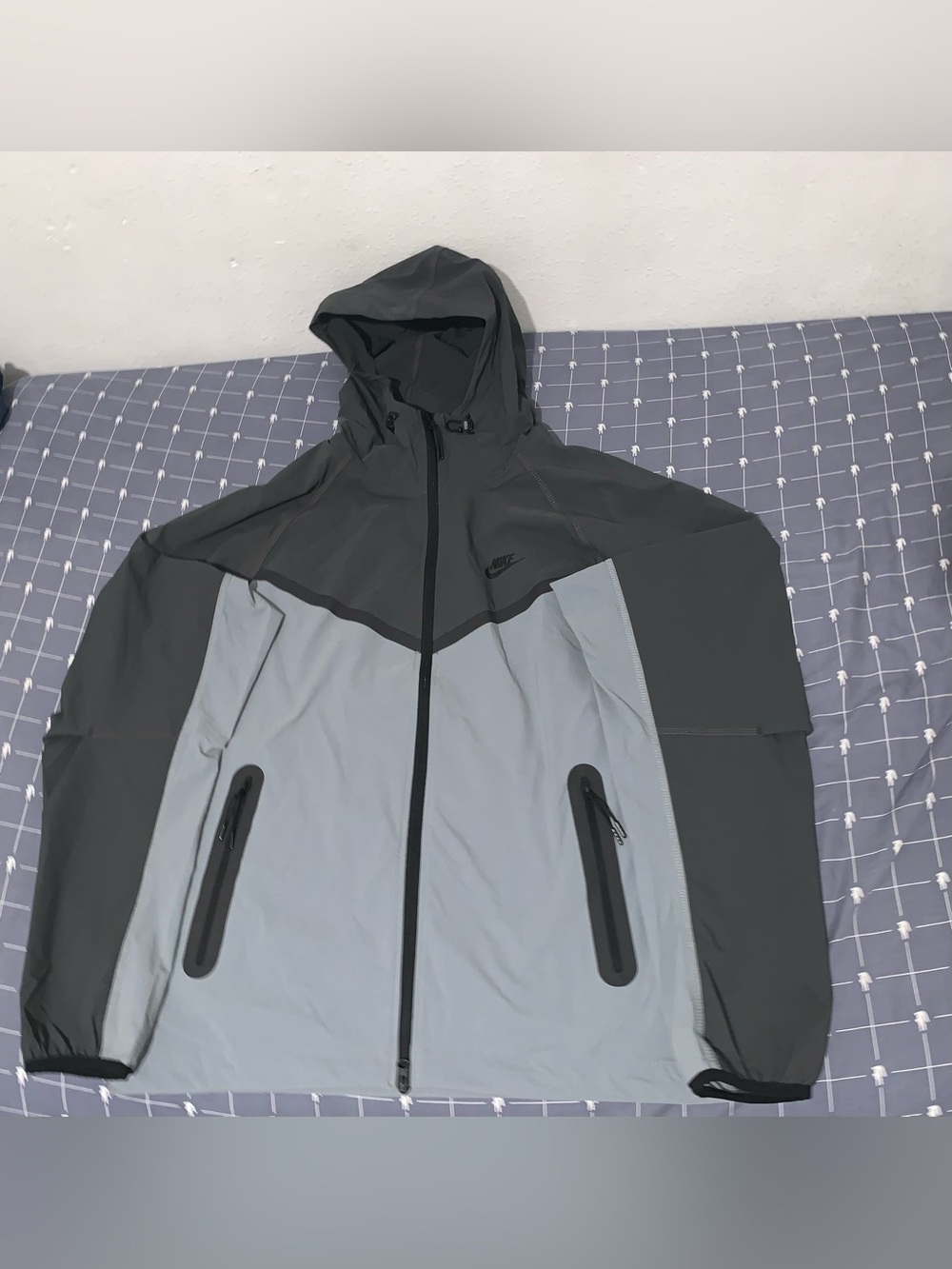 Nike Tech Men's Woven Windrunner Full-Zip Jacket HM7151-065 Size: Small-Tall